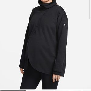 COPY - Nike maternity pull over size small